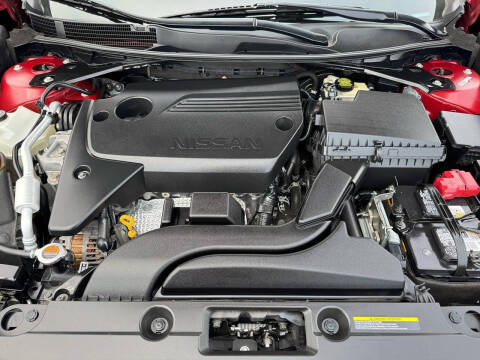 2016 Nissan Altima 2.5 SR