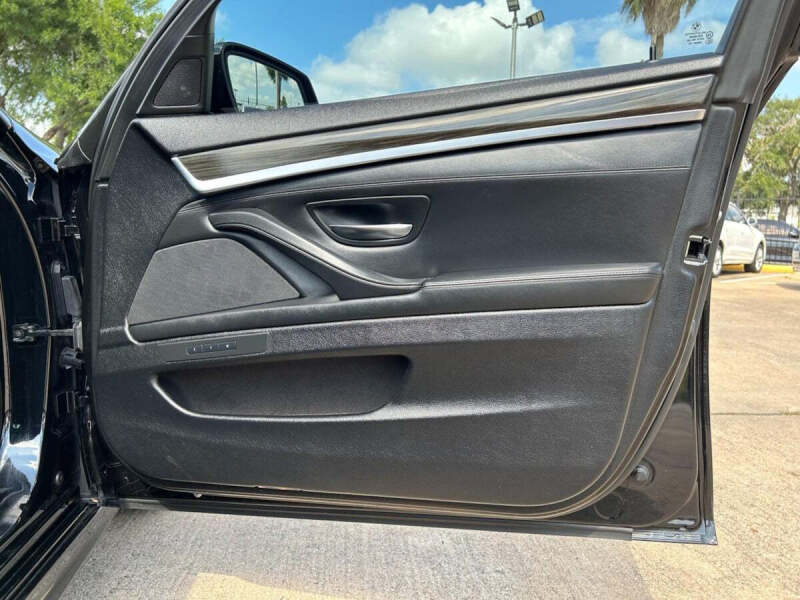 2013 BMW 5 Series 550i