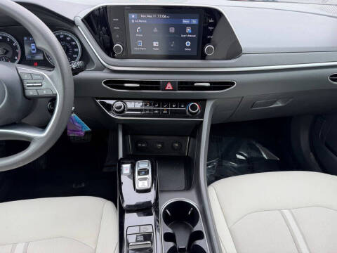 2023 Hyundai Sonata SE