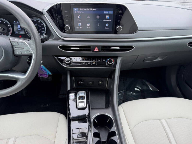 2023 Hyundai Sonata SE