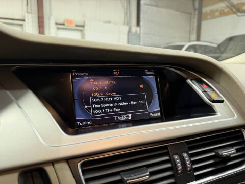 2011 Audi A4 2.0T quattro Avant Prestige