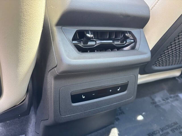 2025 Audi Q6 e-tron 16