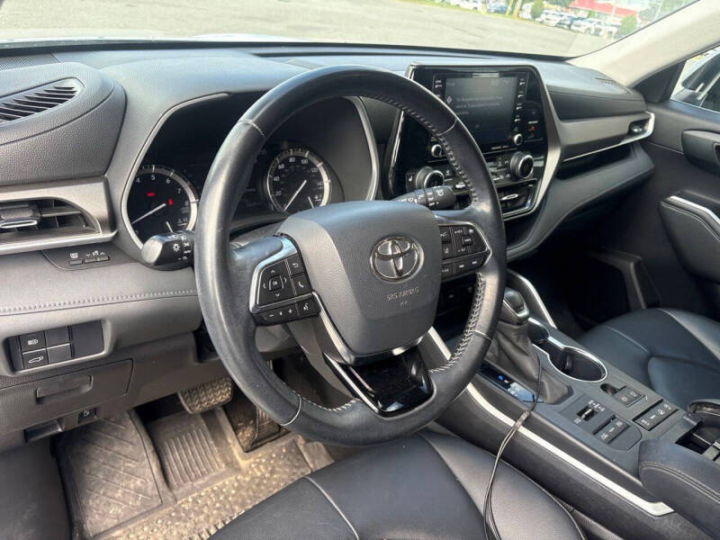 2020 Toyota Highlander XLE