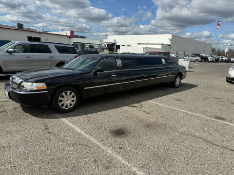 2006 Lincoln Town Car Executive