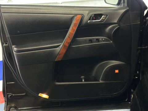 2012 Toyota Highlander Limited