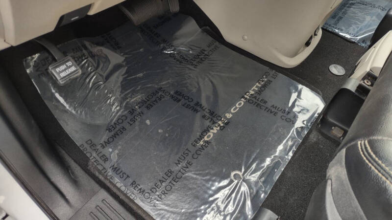 2015 Chrysler Town and Country Touring