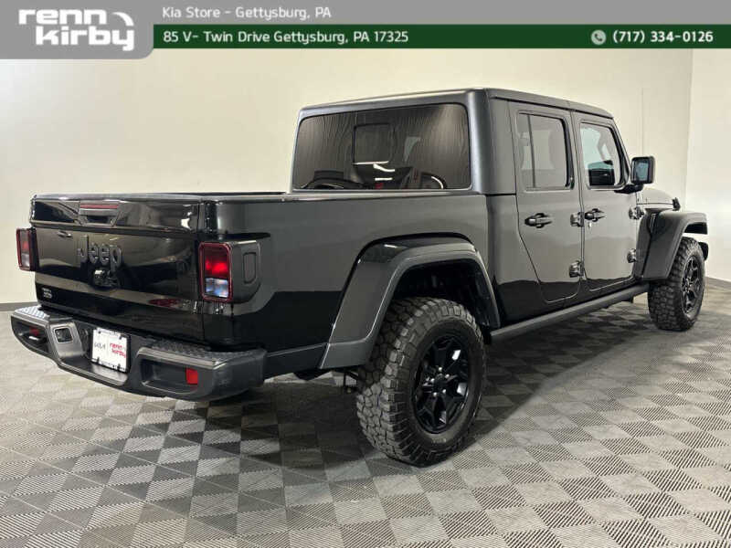 2022 Jeep Gladiator Willys