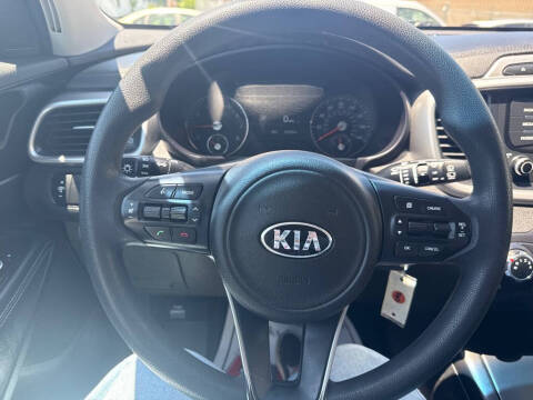 2017 Kia Sorento LX