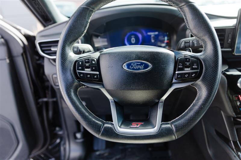 2023 Ford Explorer ST