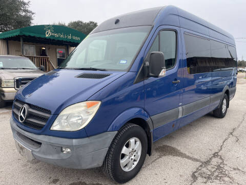 2010 Mercedes-Benz Sprinter for sale at OASIS PARK & SELL in Spring TX