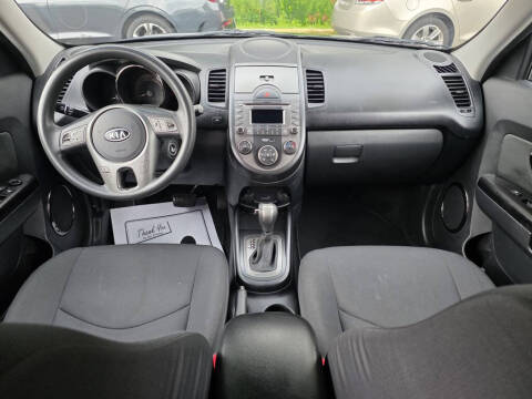 2011 Kia Soul +