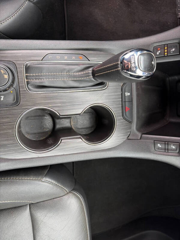 2017 GMC Acadia SLT-1