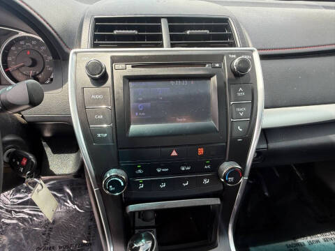 2016 Toyota Camry SE
