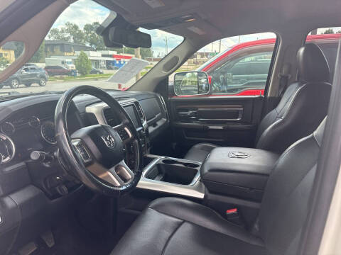 2016 RAM 1500 Laramie