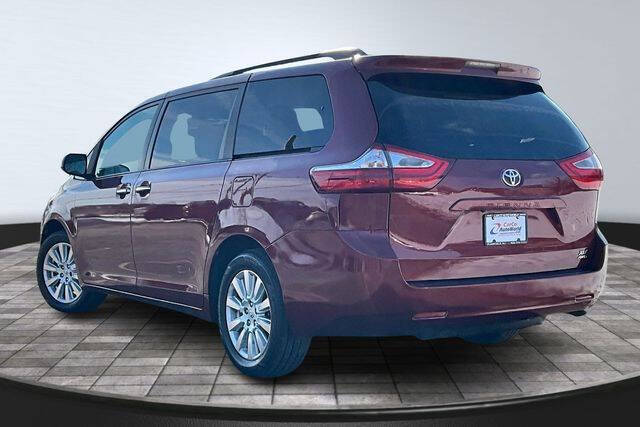 2017 Toyota Sienna