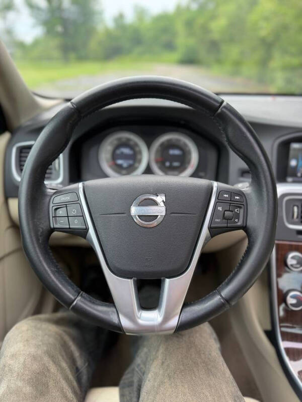 2013 Volvo S60 T5