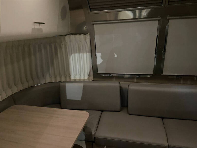 2018 Airstream GLOBETROTTER -