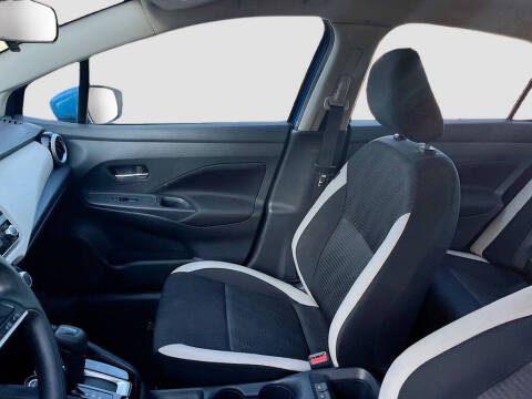 2022 Nissan Versa SV