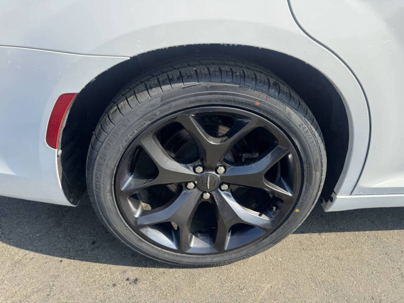 2021 Chrysler 300 S V6