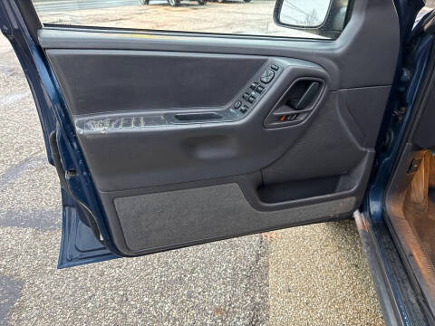 2001 Jeep Grand Cherokee Laredo