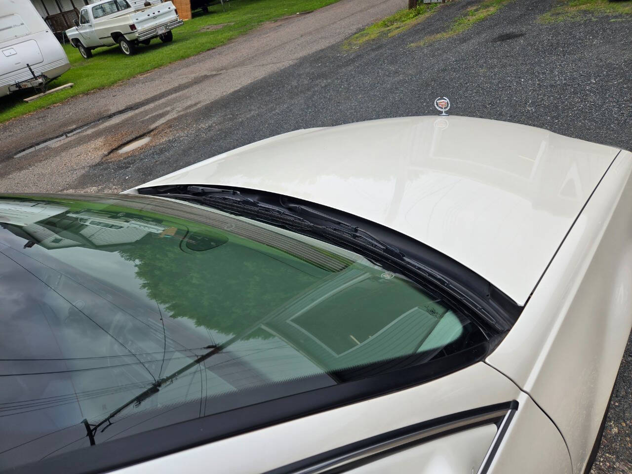 2002 Cadillac DeVille 47