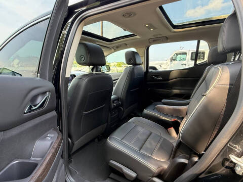 2022 GMC Acadia Denali
