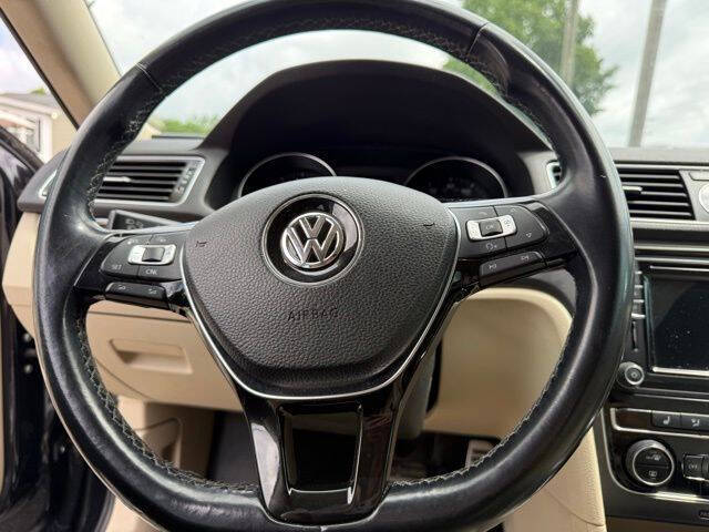 2017 Volkswagen Passat 1.8T R-Line