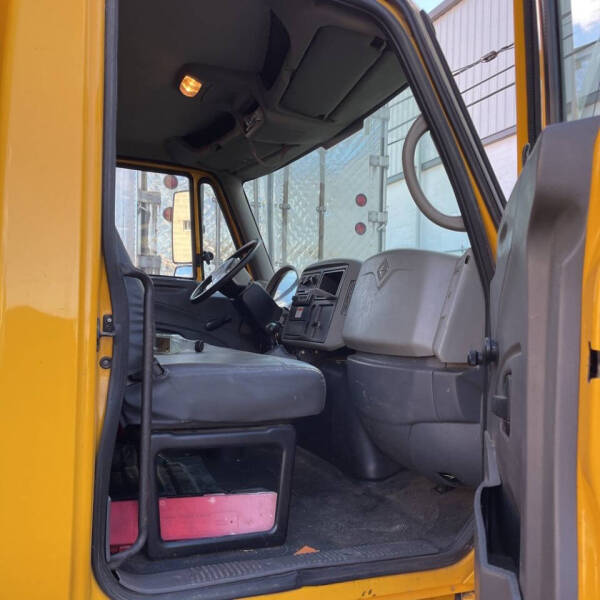 2011 International DuraStar 4300