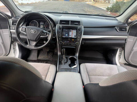 2017 Toyota Camry XSE