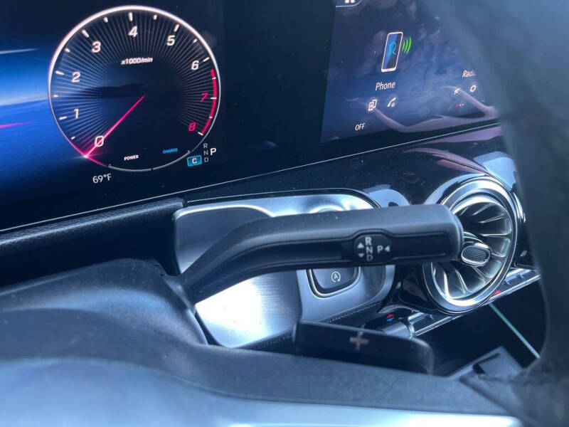 2024 Mercedes-Benz GLB GLB 250