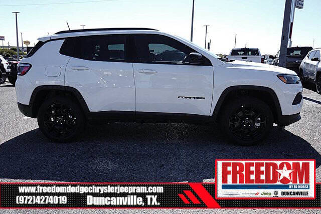 2026 Jeep Compass Latitude Altitude
