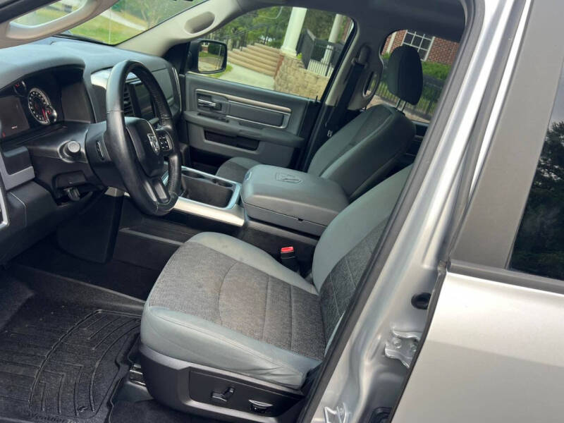 2015 RAM 1500 SLT