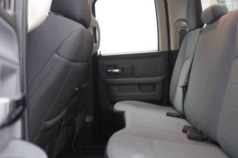 2024 RAM 1500 Classic SLT