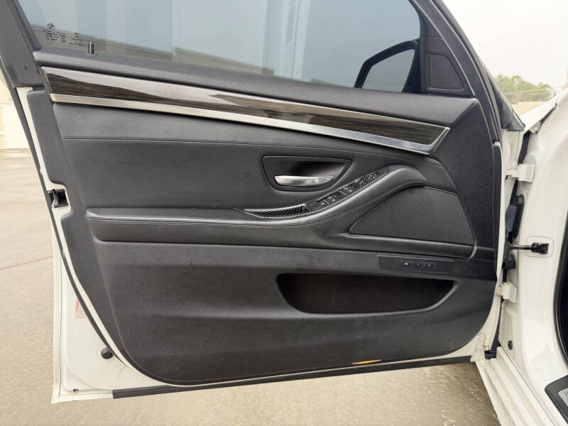 2016 BMW 5 Series 535i