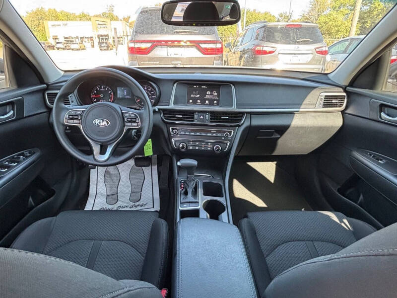 2018 Kia Optima LX