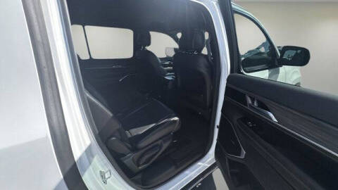 2023 Jeep Wagoneer L Series II