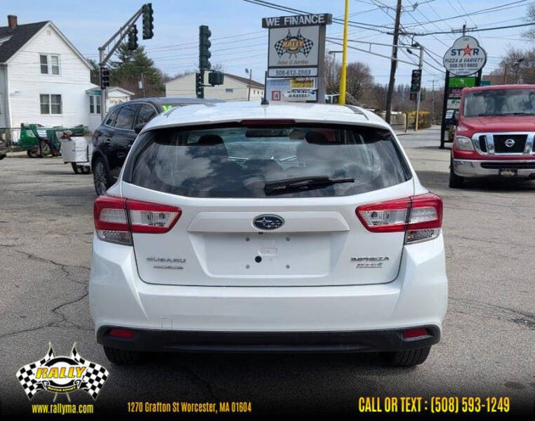 2017 Subaru Impreza 2.0i