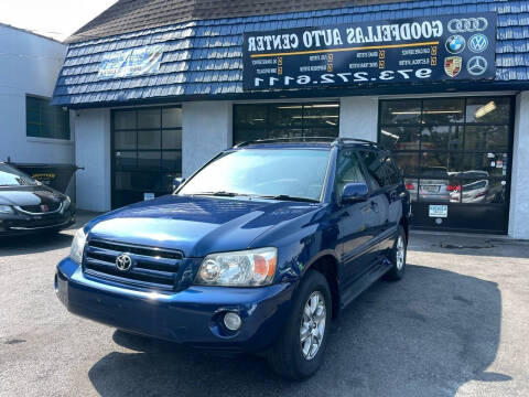 2004 Toyota Highlander for sale at Goodfellas auto sales LLC in Clifton NJ