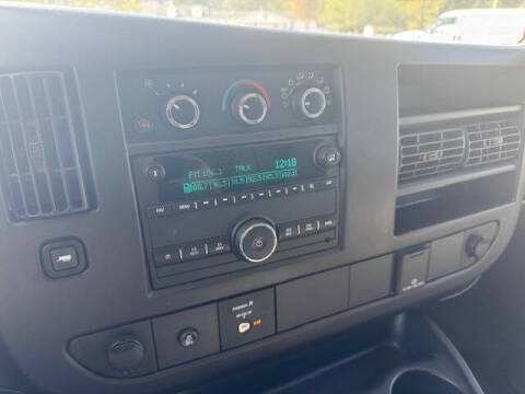 2017 Chevrolet Express 2500