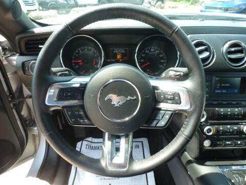 2016 Ford Mustang V6