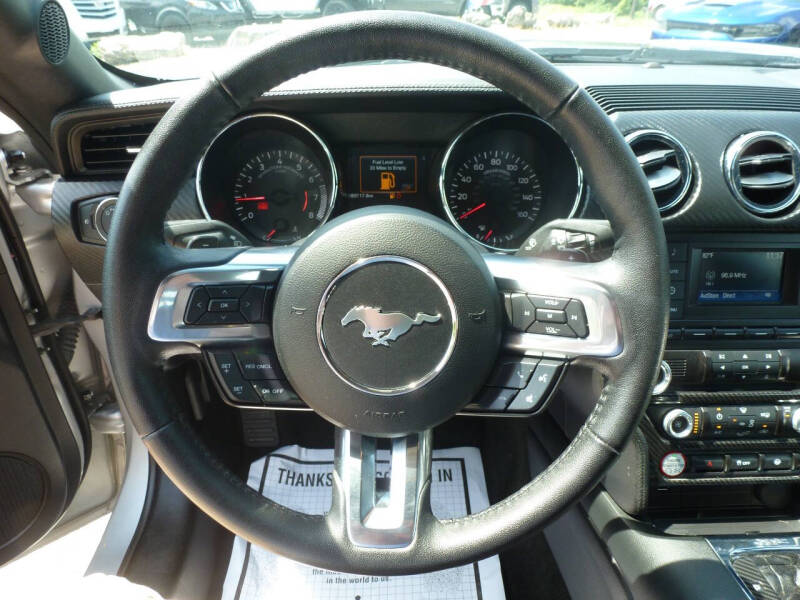 2016 Ford Mustang V6