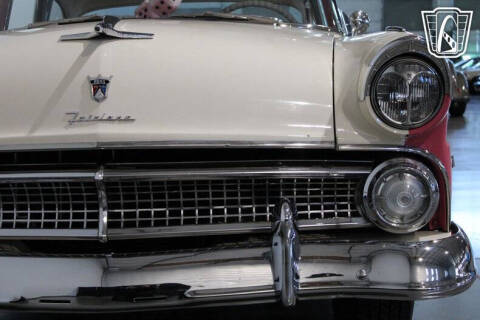 1955 Ford Crown Victoria