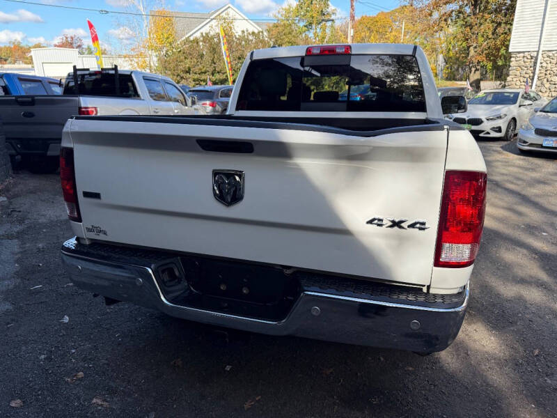 2019 RAM 1500 Classic SLT