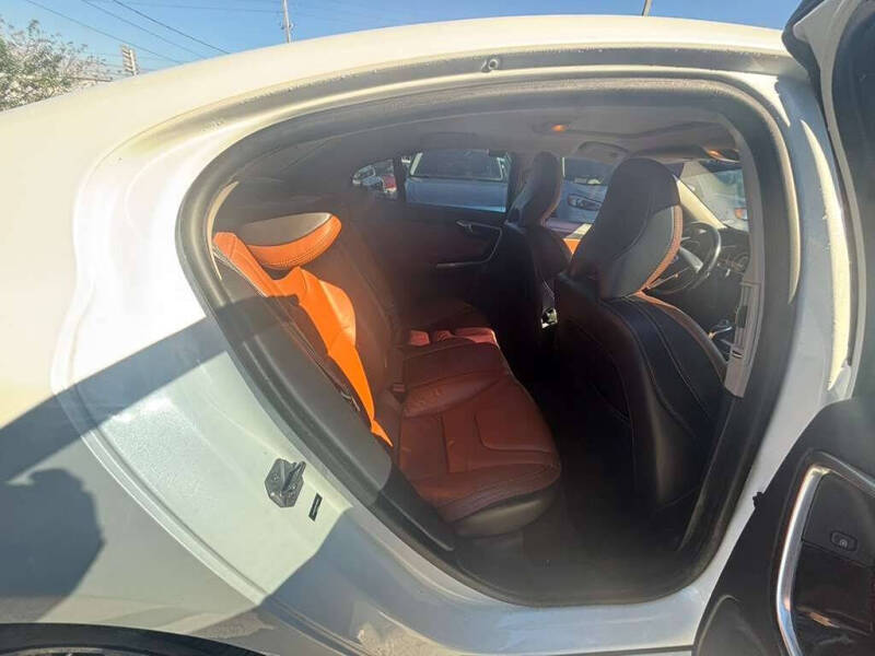 2015 Volvo S60 T6 Drive-E Platinum