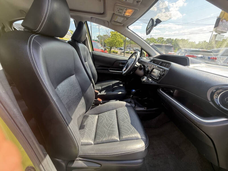 2015 Toyota Prius c Four