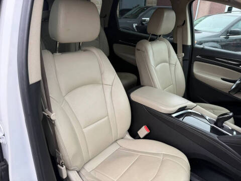2020 Buick Enclave Essence