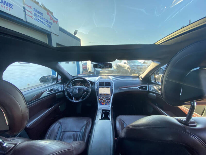 2017 Lincoln MKZ Black Label