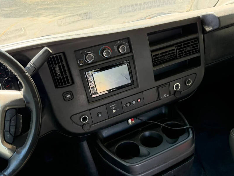 2017 Chevrolet Express LS 2500