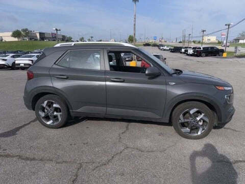 2025 Hyundai Venue SEL