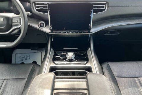 2023 Jeep Wagoneer L Series II